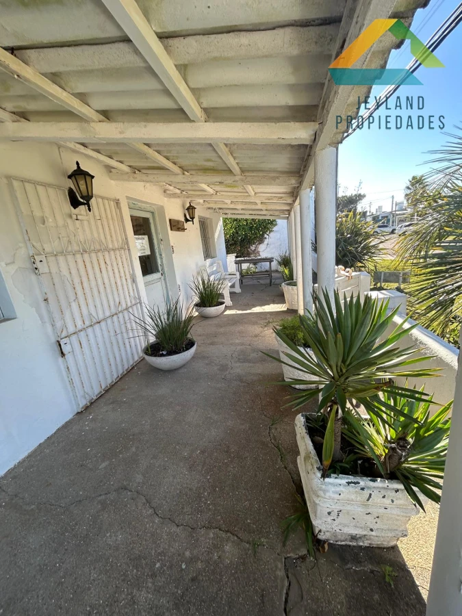 Casa ID.145 - SE VENDE CASA CON 2 DORMITORIOS EN MANANTIALES 