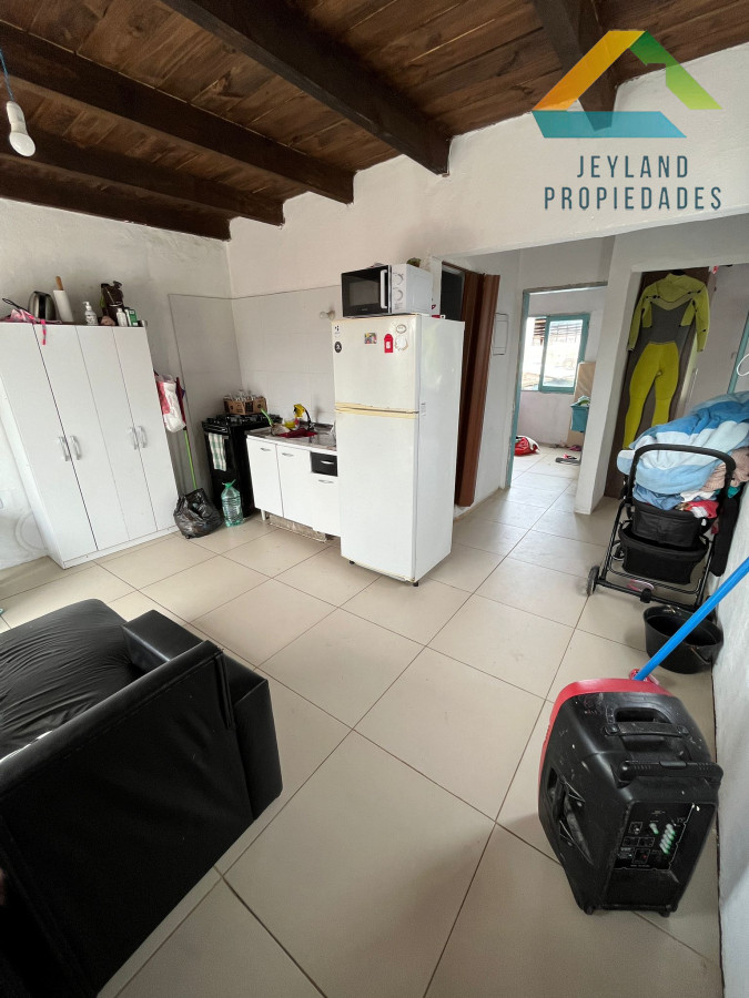 Casa ID.216 - SE VENDEN 3 PROPIEDADES EN UN MISMO PADRON