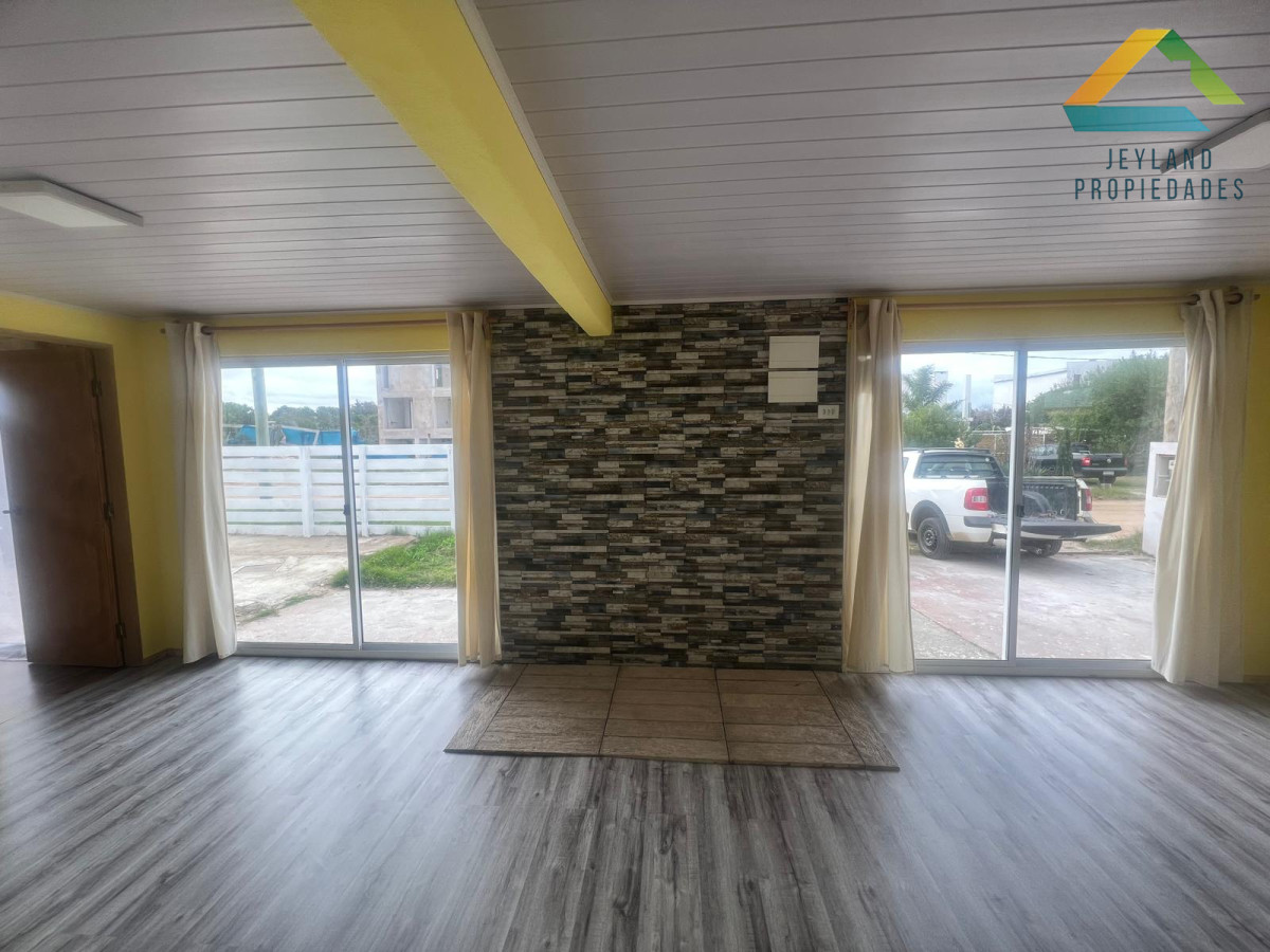 Casa ID.174 - SE VENDE CASA EN BALNEARIO Bs As 3 DORMITORIOS