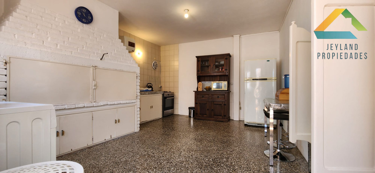 Casa ID.289 - SE VENDE CASA EN SAN CARLOS 