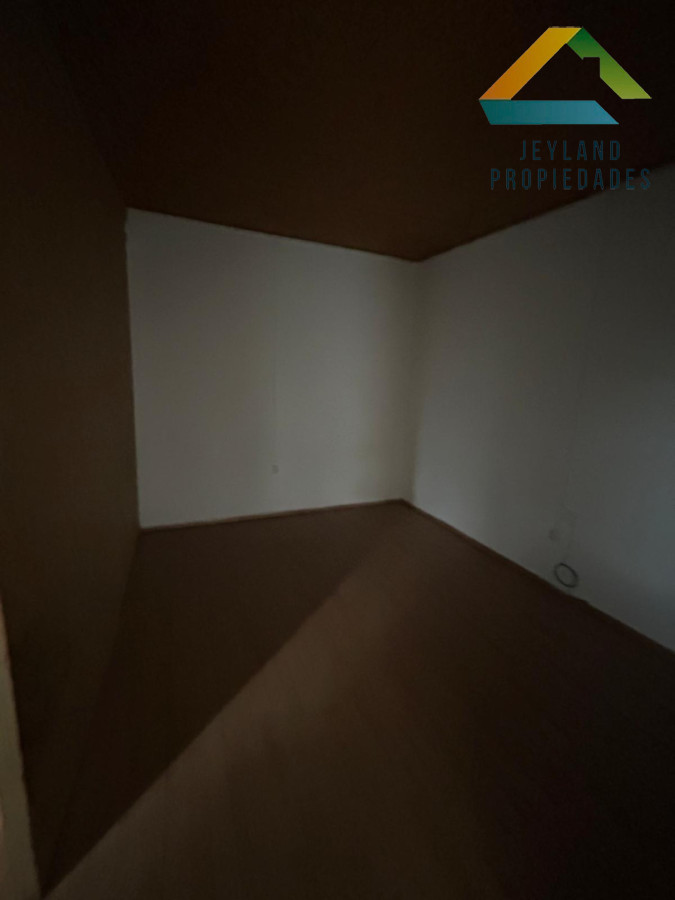 Casa ID.438 - SE VENDE CASA DE 2 DORMITORIOS 