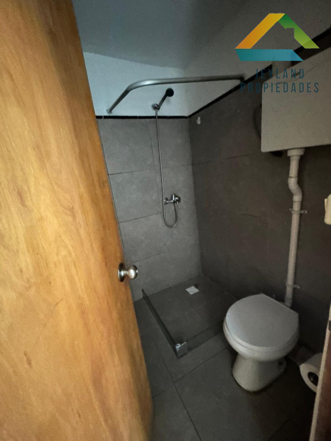 Casa ID.438 - SE VENDE CASA DE 2 DORMITORIOS 