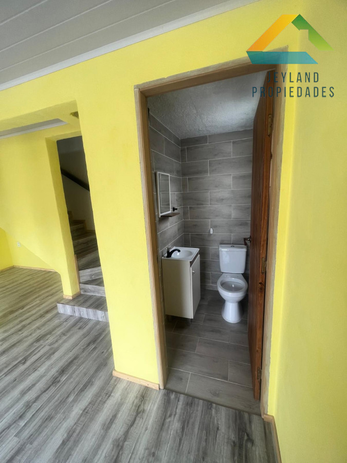 Casa ID.174 - SE VENDE CASA EN BALNEARIO Bs As 3 DORMITORIOS