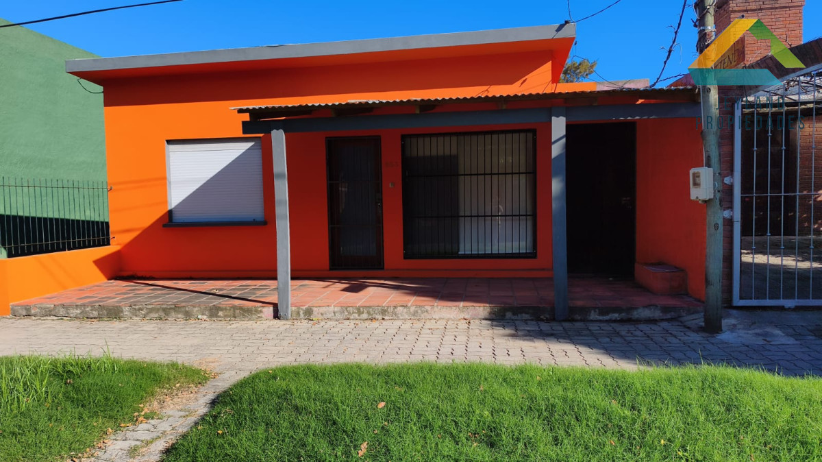 Casa ID.464 - Casa en venta en el centro de San Carlos - ¡Gran oportunidad!