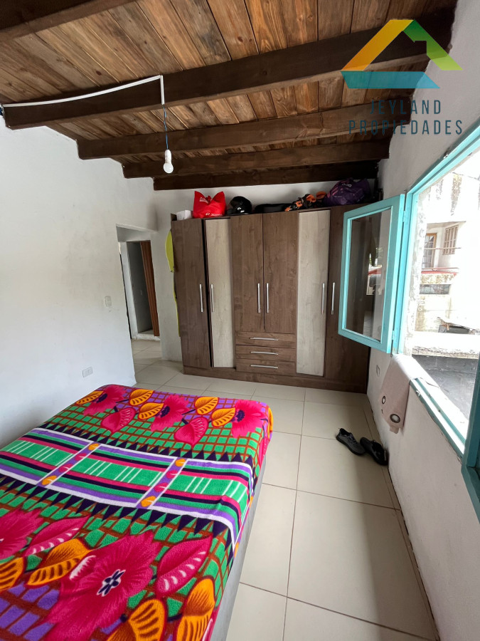 Casa ID.216 - SE VENDEN 3 PROPIEDADES EN UN MISMO PADRON