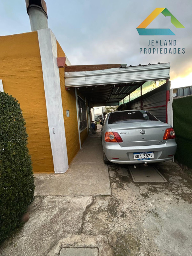 Casa ID.515 - SE VENDE CASA DE 3 DORMITORIOS SAN CARLOS 