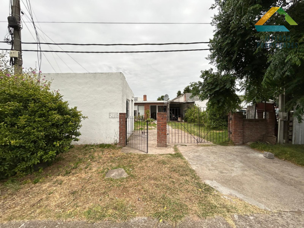 Casa ID.358 - SE VENDE CASA 3 DOR BARRIO SAN ANTONIO 