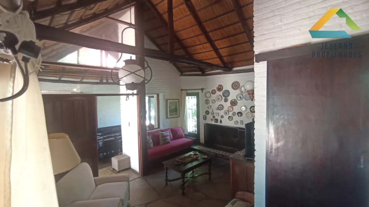 Casa ID.300 - SE ALQUILA ANUAL O TEMPORADA CASA EN PIEDRAS DEL CHILENO