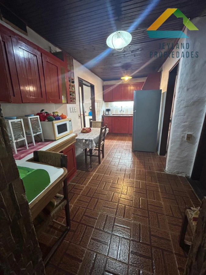 Casa ID.477 - SE VENDE CASA 2 DORMITORIOS BARRIO LA ESTACION 