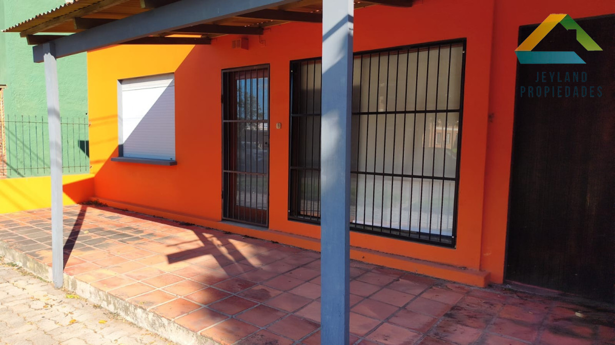 Casa ID.464 - Casa en venta en el centro de San Carlos - ¡Gran oportunidad!