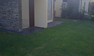 SE VENDE CASA 3 DORMITORIOS EN JARDINES DE CORDOBA