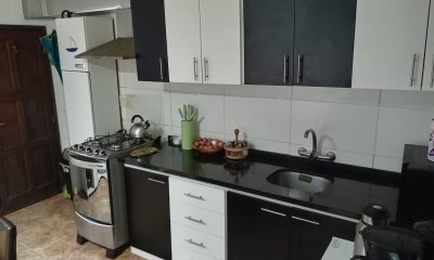 SE VENDE CASA 2 DORMITORIOS CENTRO MALDONADO