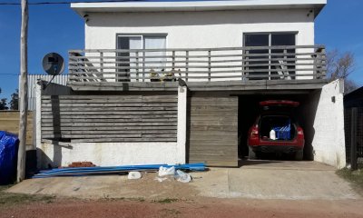SE VENDE CASA 3 DORM  BARRIO LOS CIRUELOS
