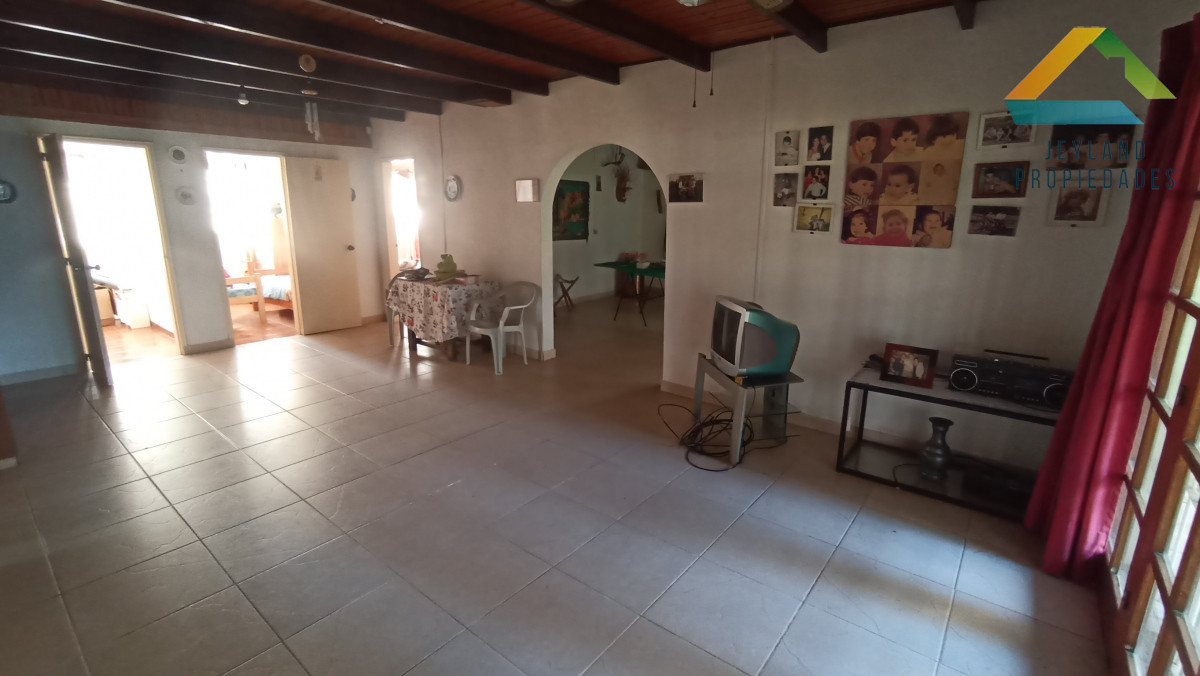 Chacra ID.207 - SE VENDE CHACRA 5 HECTAREAS CON CASA RUTA 9