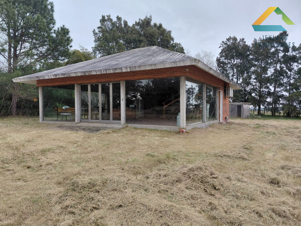 Chacra ID.314 - SE VENDE HERMOSA CHACRA EN 1ª LINEA RUTA 104 