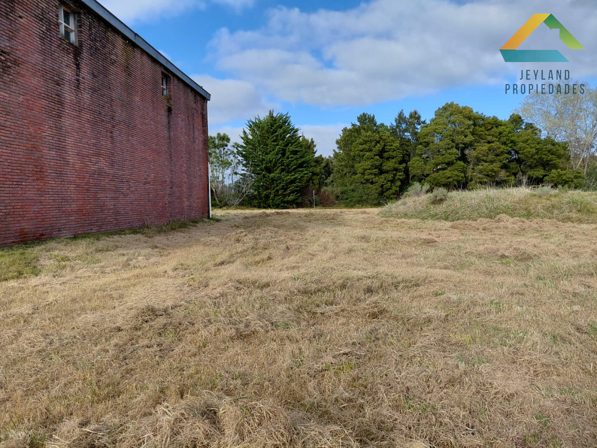 Chacra ID.314 - SE VENDE HERMOSA CHACRA EN 1ª LINEA RUTA 104 