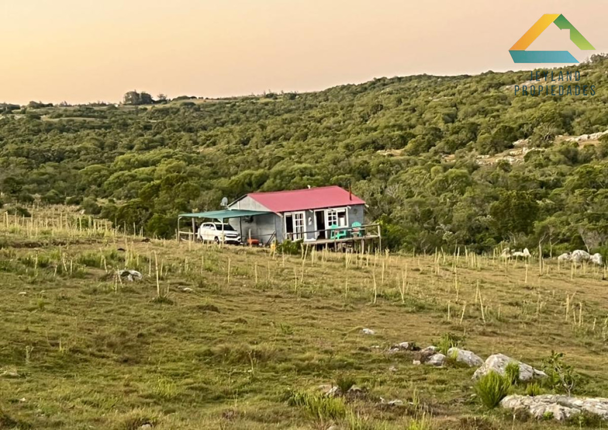 Chacra ID.287 - SE VENDE CHACRA EN SIERRAS DE CARAPE AIGUA