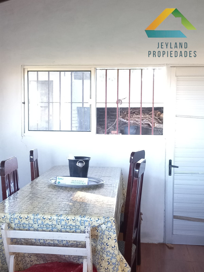 Chacra ID.107 - SE VENDE CASA DE CAMPO DE 10 HECTAREAS 