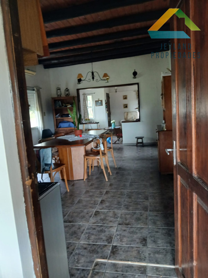 Chacra ID.187 - SE VENDE CHACRA DE 6,5 HECTAREAS CON CASA 