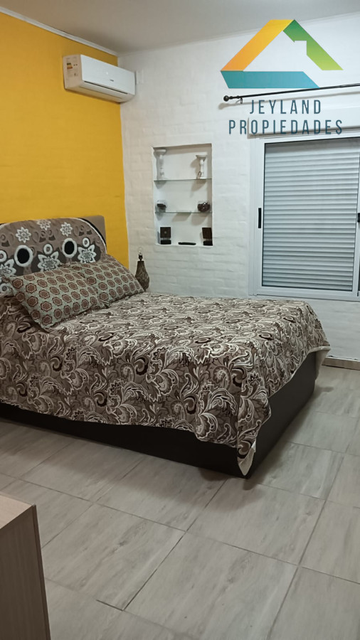 Chacra ID.182 - SE VENDE CHACRA 3 HECTAREAS CON TRES CASAS 