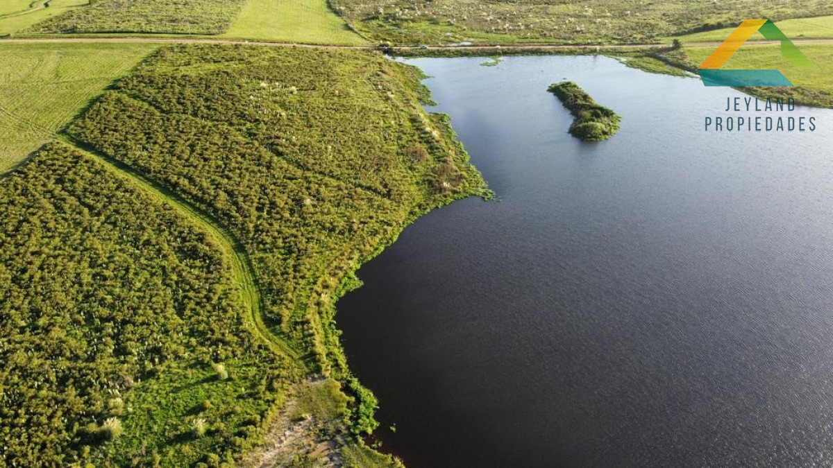 Chacra ID.28 - SE VENDE CHACRA 5 HECTAREAS EN COMPLEJO PRIVADO LAGUNA DEL SAUCE