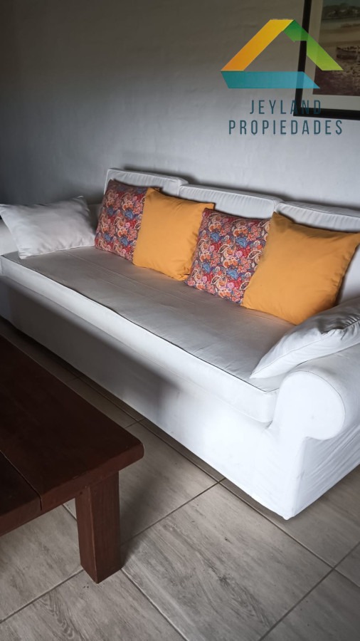 Chacra ID.182 - SE VENDE CHACRA 3 HECTAREAS CON TRES CASAS 