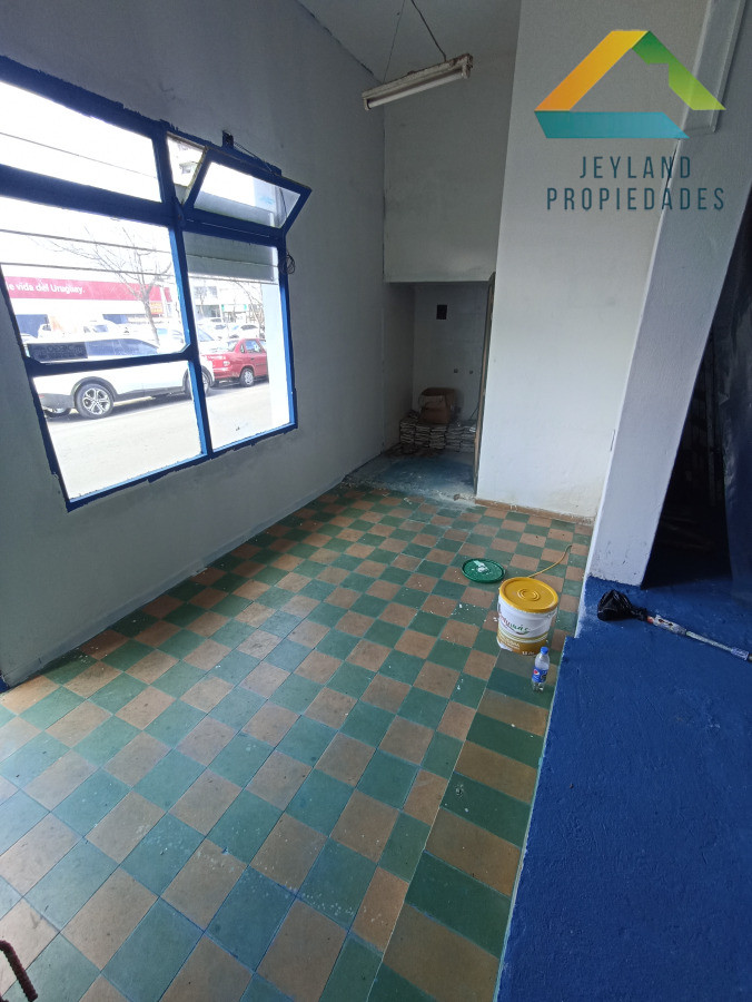 Local Comercial ID.269 - SE VENDE LOCAL COMERCIAL MAS APTO AL FONDO