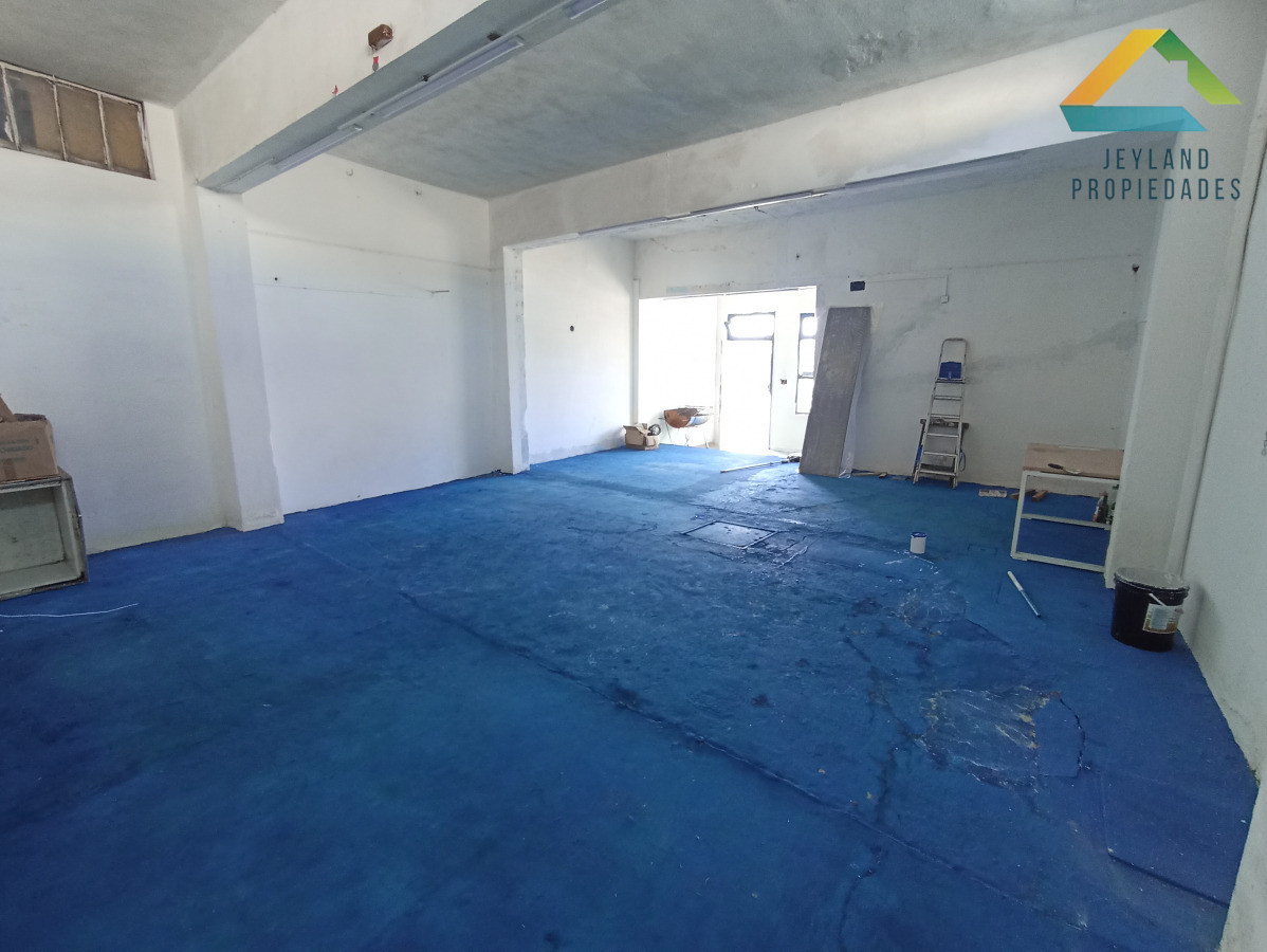 Local Comercial ID.269 - SE VENDE LOCAL COMERCIAL MAS APTO AL FONDO