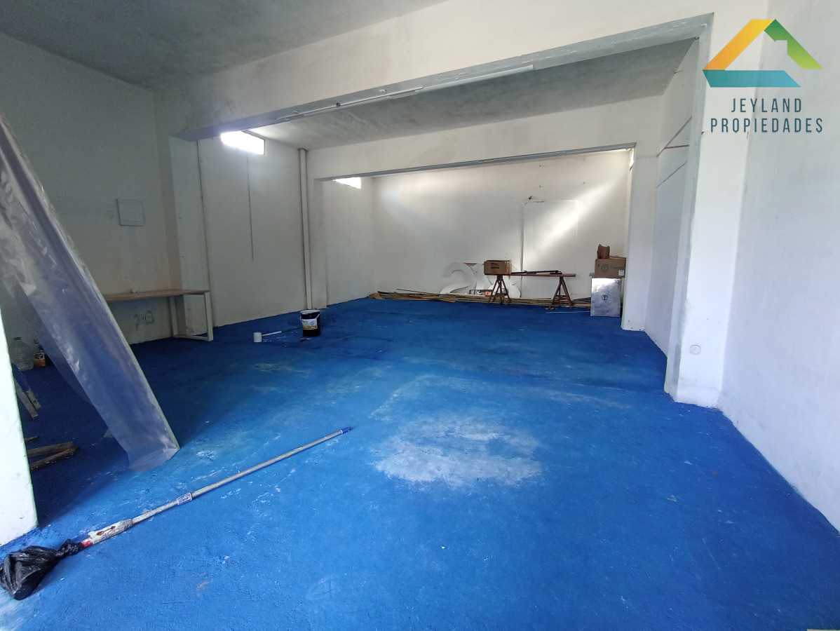 Local Comercial ID.269 - SE VENDE LOCAL COMERCIAL MAS APTO AL FONDO
