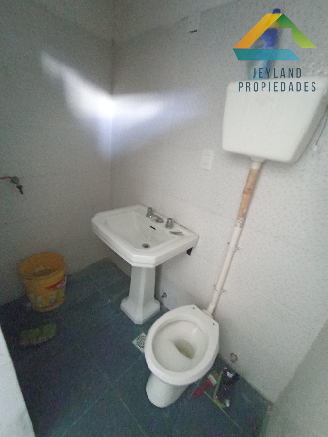 Local Comercial ID.269 - SE VENDE LOCAL COMERCIAL MAS APTO AL FONDO
