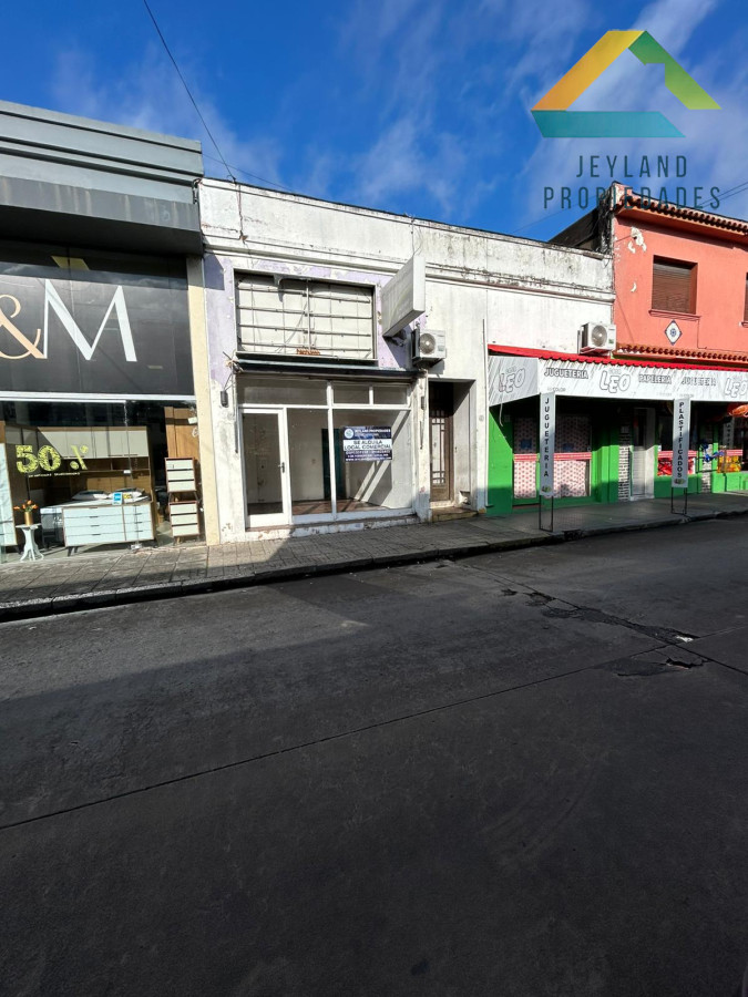 Local Comercial ID.126 - SE ALQUILA LOCAL COMERCIAL CENTRO MALDONADO