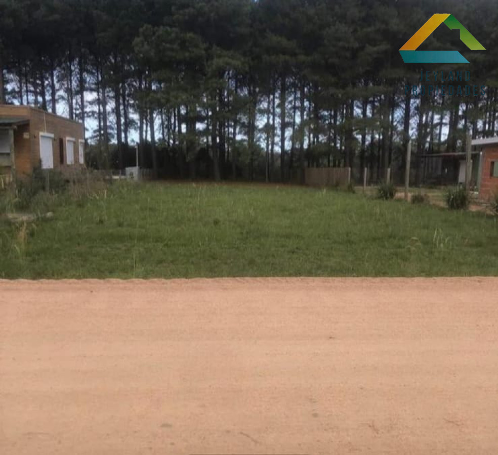 Terreno ID.222 - SE VENDE TERRENO DE 1000 m² EN CHACRAS DEL PINAR 