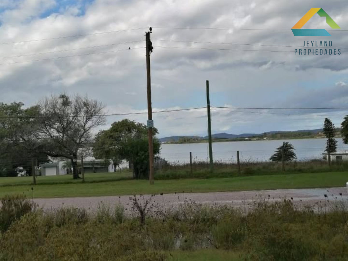 Terreno ID.87 - SE VENDEN DOS TERRENOS SOBRE LAGUNA DE LOS CISNES (CAPUERA)