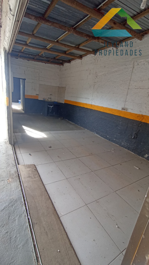 Terreno ID.423 - SE VENDE TERRENO CON MEJORAS 