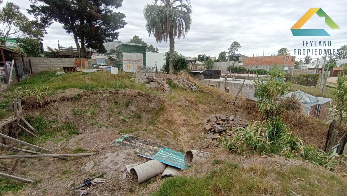 Terreno ID.398 - SE VENDE TERRENO 323 M2 EN BARRIO 4H