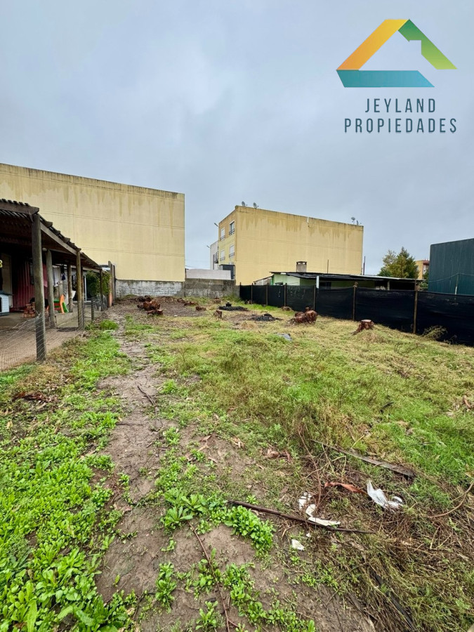 Terreno ID.188 - SE VENDE TERRENO 300 m2