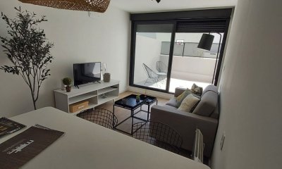 Venta Apartamento 1 Dormitorio Y Patio. Próximo A Bulevar Artigas