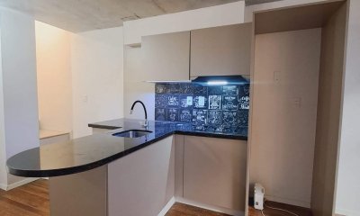 Apartamento En Venta De 1 Dormitorio En Centro. Con renta.