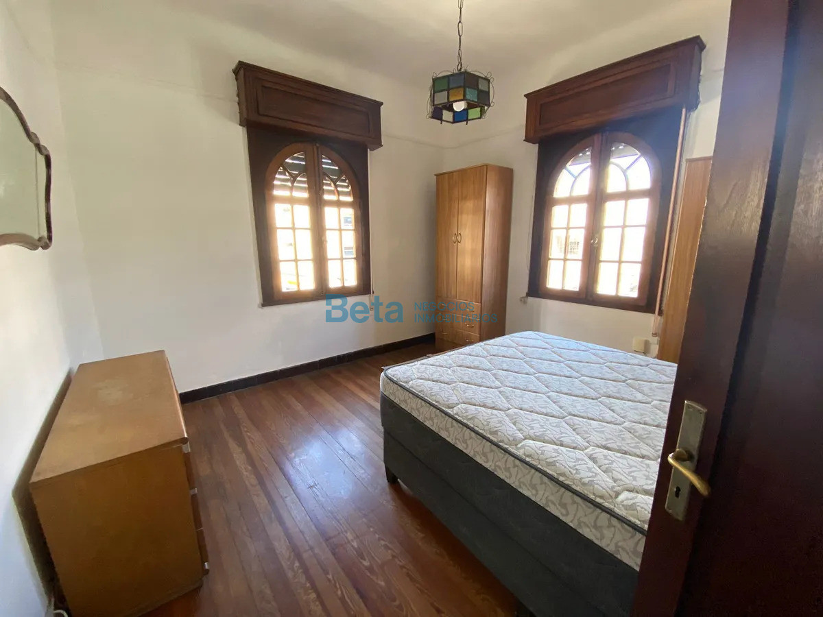 Apartamento ID.17 - Alquiler Apartamento  tres dorm Amoblado Ciudad vieja 