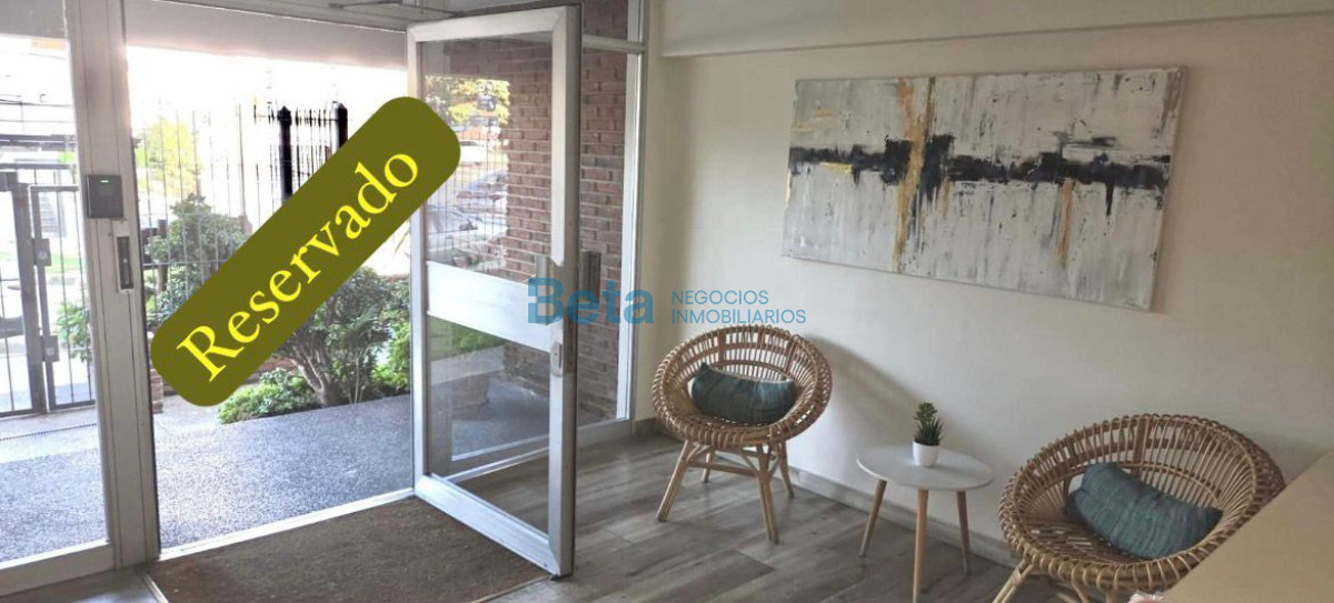 Apartamento ID.16 - Alquiler  Apartamento dos Dormitorios Buceo 