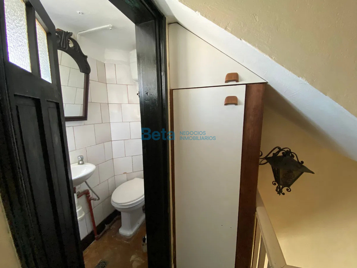 Apartamento ID.17 - Alquiler Apartamento  tres dorm Amoblado Ciudad vieja 