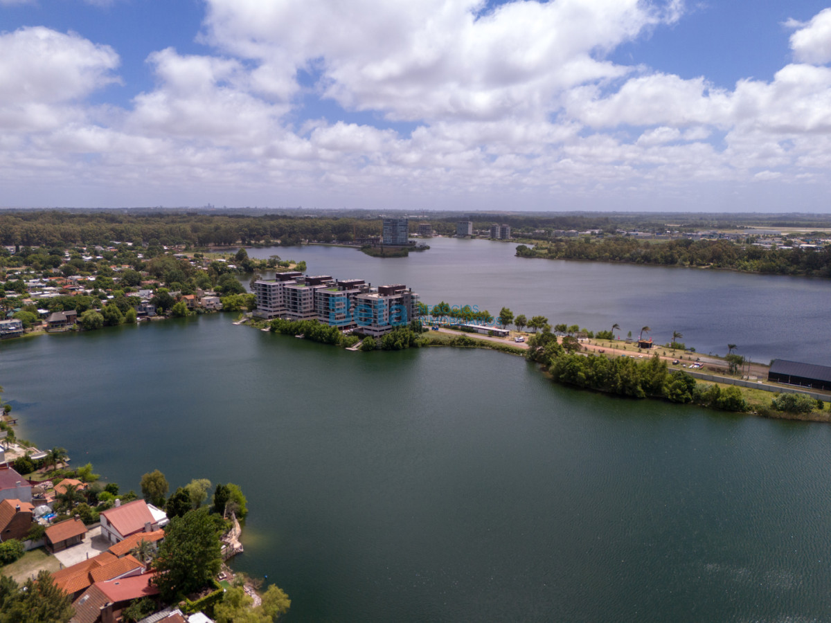 Apartamento ID.10 - VENTA INTERLAGOS APARTAMENTO DOS DORM, TERRAZA Y GARAJE 