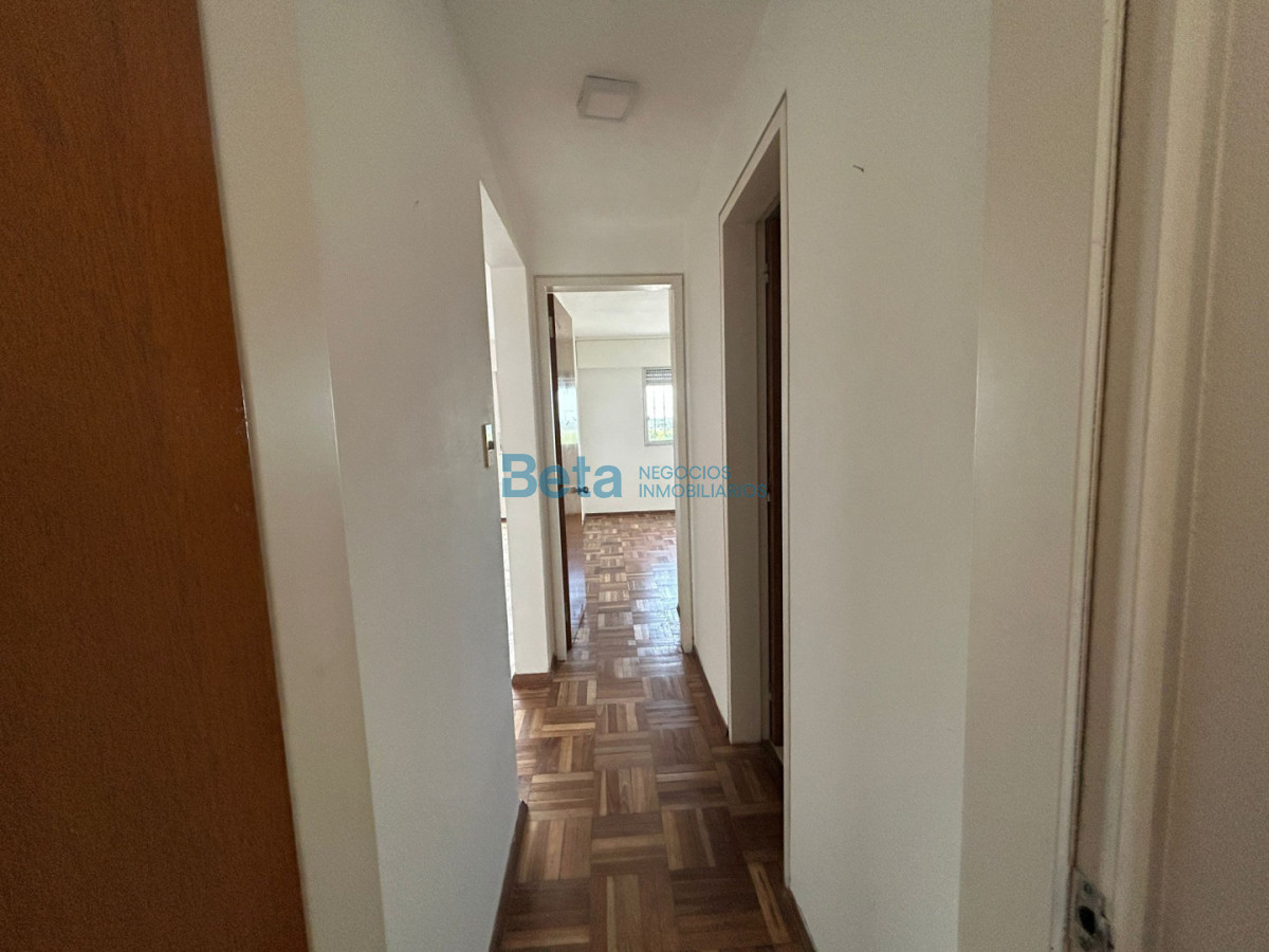 Apartamento ID.16 - Alquiler  Apartamento dos Dormitorios Buceo 