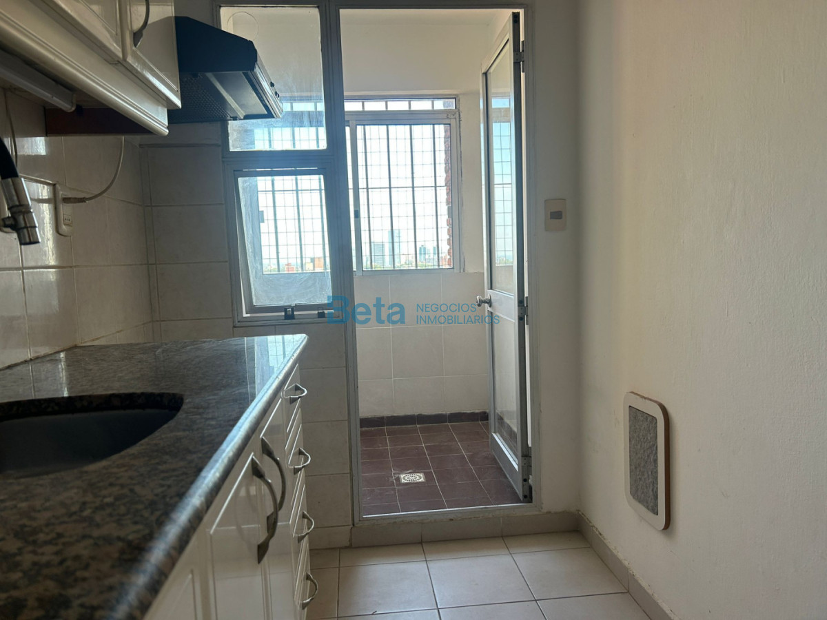 Apartamento ID.16 - Alquiler  Apartamento dos Dormitorios Buceo 