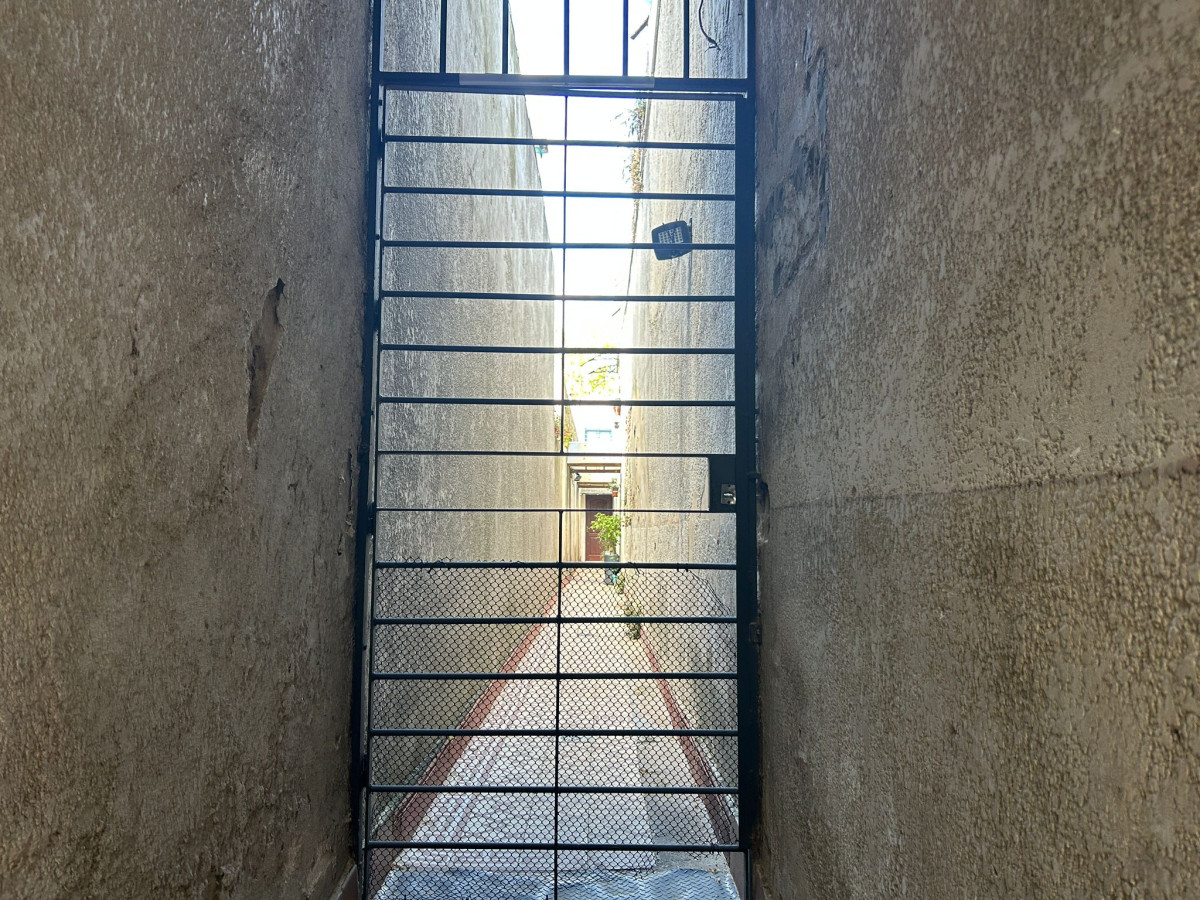 Apartamento ID.2 - ALQUILER DE APARTAMENTO LA COMERCIAL 2 DORM, 2 BAÑOS