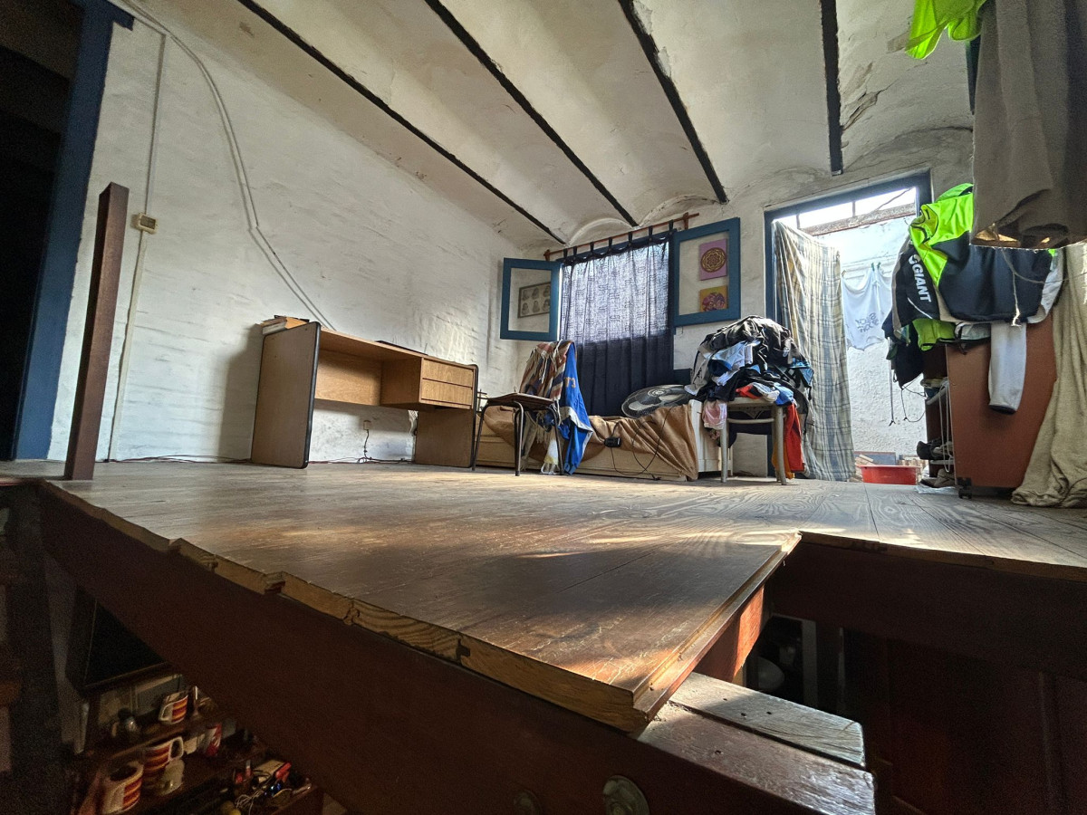 Apartamento ID.2 - ALQUILER DE APARTAMENTO LA COMERCIAL 2 DORM, 2 BAÑOS