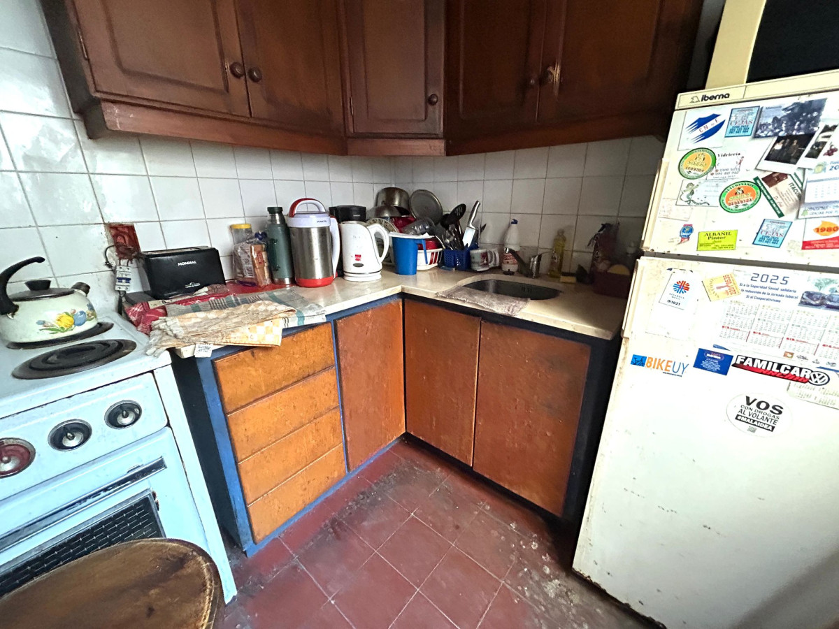 Apartamento ID.2 - ALQUILER DE APARTAMENTO LA COMERCIAL 2 DORM, 2 BAÑOS