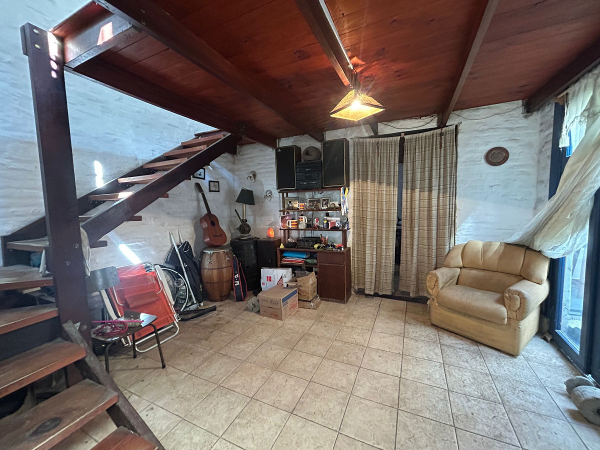 Apartamento ID.2 - ALQUILER DE APARTAMENTO LA COMERCIAL 2 DORM, 2 BAÑOS