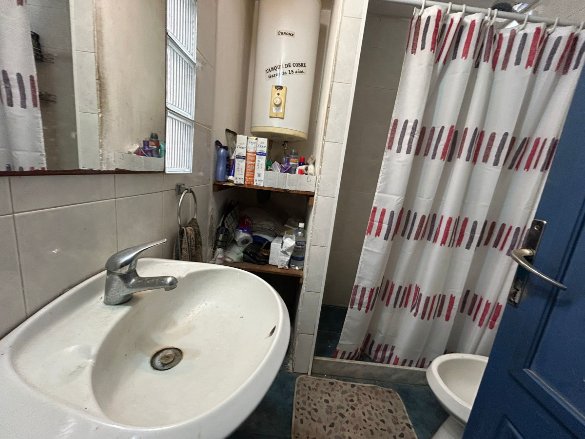 Apartamento ID.2 - ALQUILER DE APARTAMENTO LA COMERCIAL 2 DORM, 2 BAÑOS