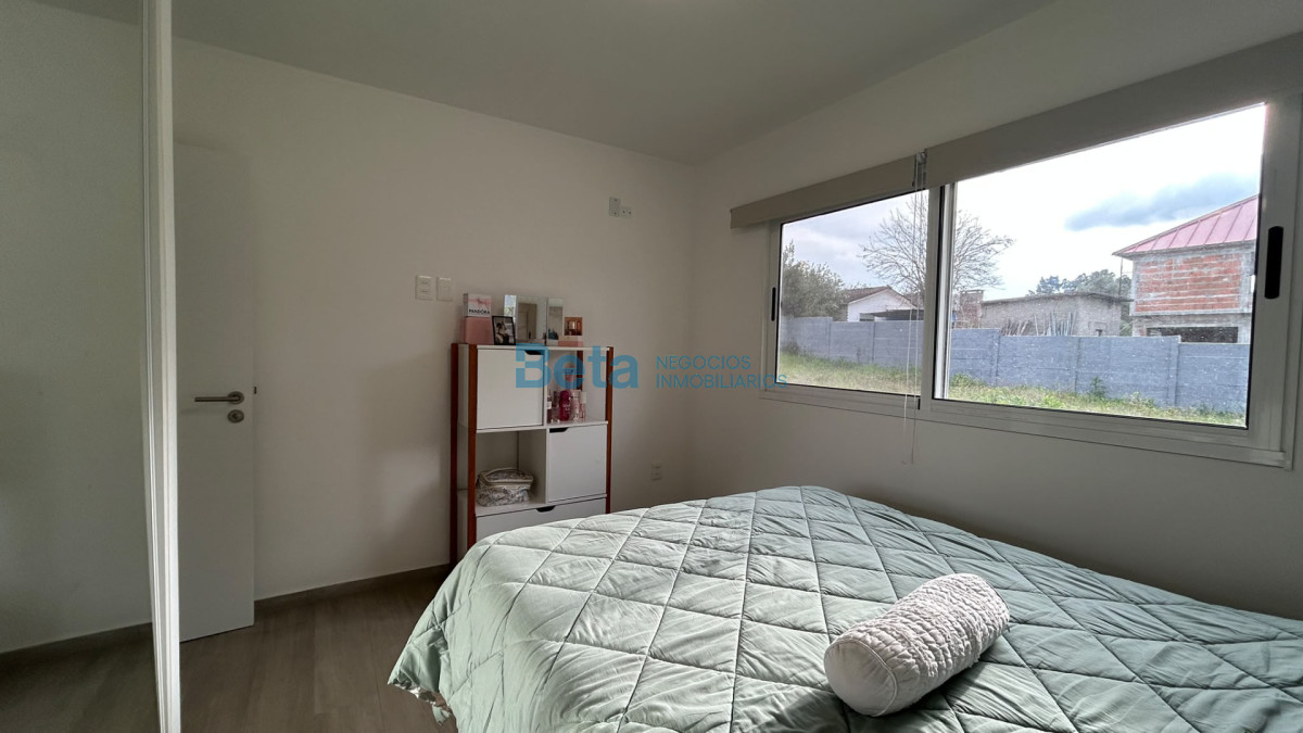 Casa ID.37 - Venta Casa 5 dorm, barbacoa, piscina  a estrenar ZONAMERICA 